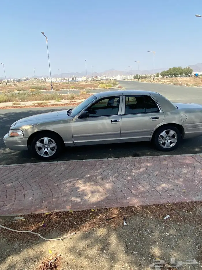 كراون فكتوريا 1