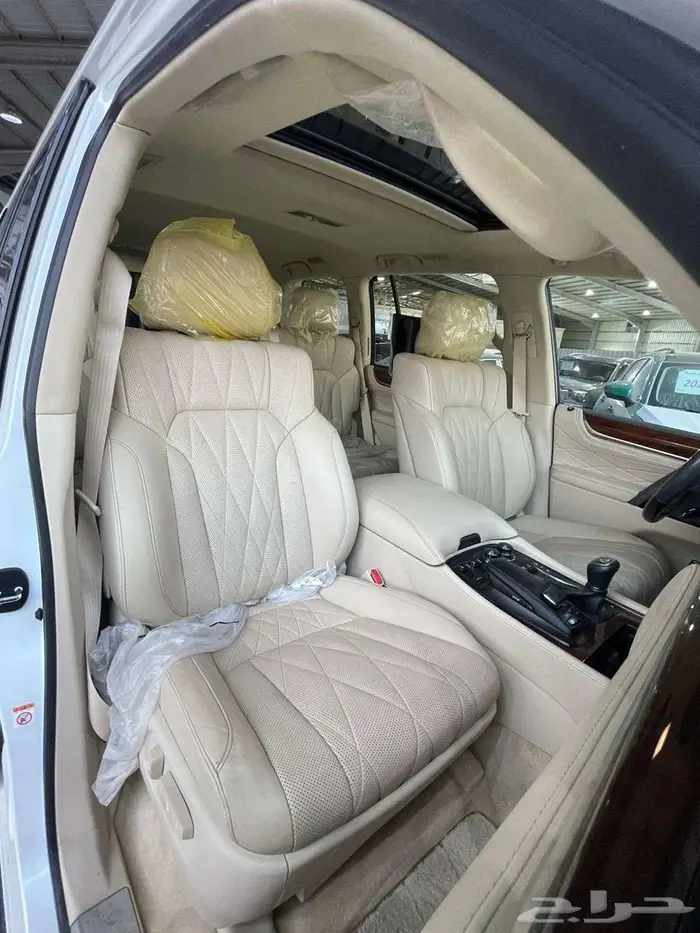 لكزس 2019 LX570 بلاك ايديشن 21