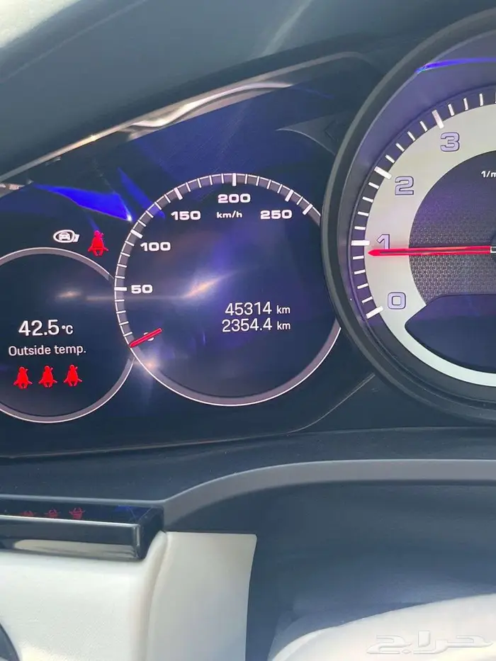 بورش كايين كوبيه بلاتينيوم اديشن 2023 15
