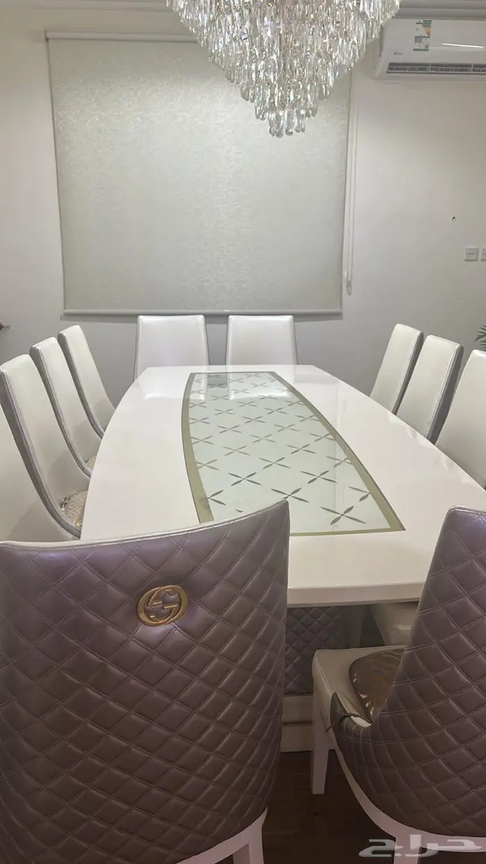 طاولة طعام 3