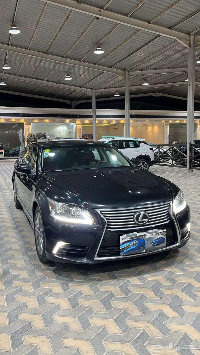 لكزس LS460 فل كامل سعودي موديل 2015 0