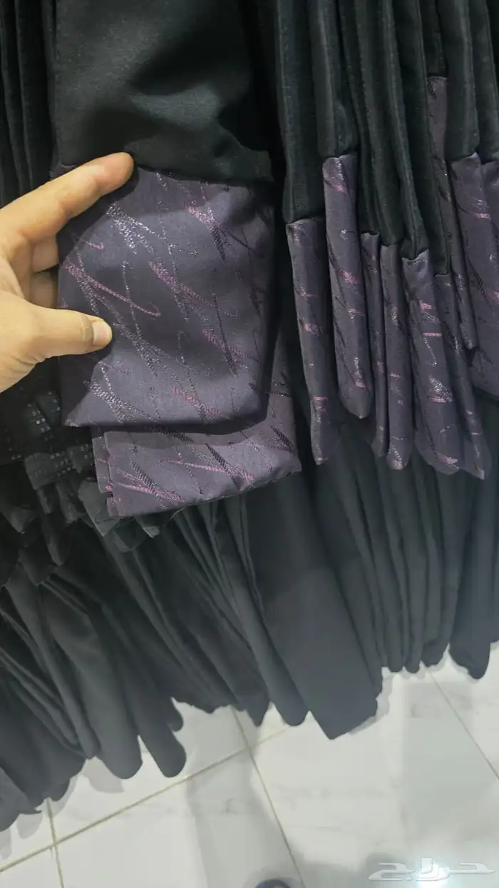 ببيعه عبايات مخفضه سعر القطعه 19ريال 0