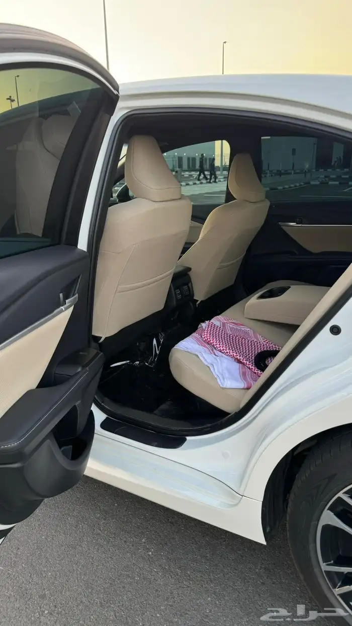 كامري 2025 13