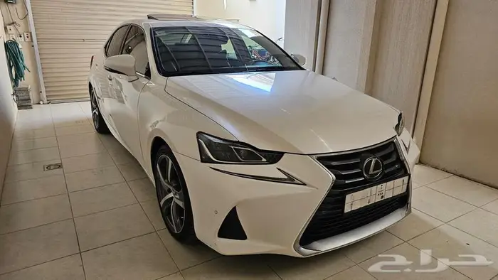 لكزس is350 فل كامل 1