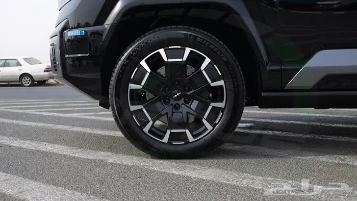 2025 BYD LEOPARD 8 2.0T Plug-in Hybrid اصفار مع ضمان 36