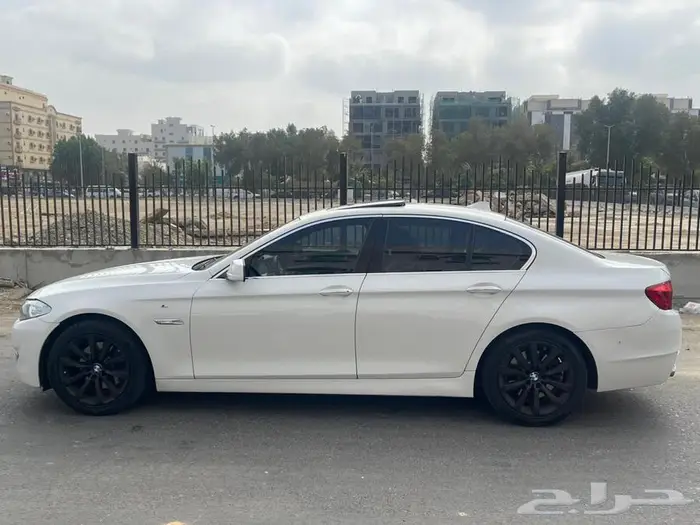 الفئة الخامسة 530il نظيفة 1