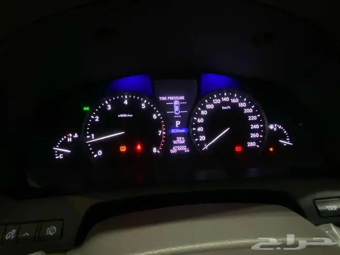 لكزس LS460 2015 28