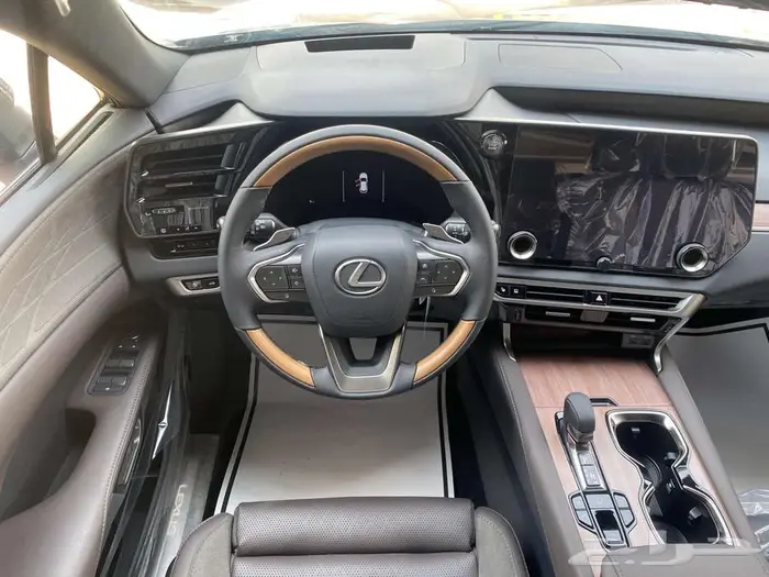 لكزس RX350 BB 2025 تيتانيوم داخلي بني -ابيض داخلي بني سعودي 6