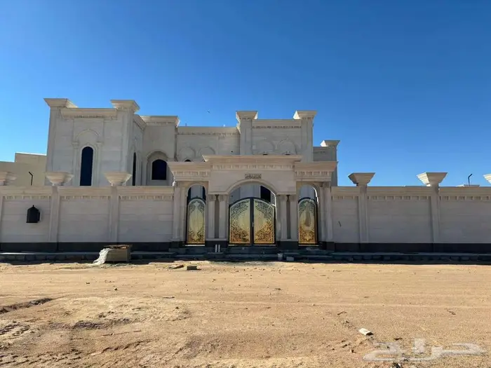 قصر فخم للبيع مؤثث بالكامل 1