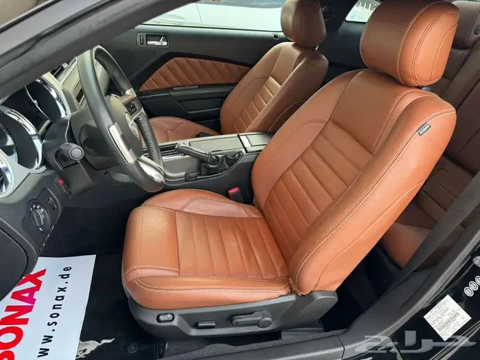 FORD MUSTANG VIP مخزن 2012 للمستخدم V6 3
