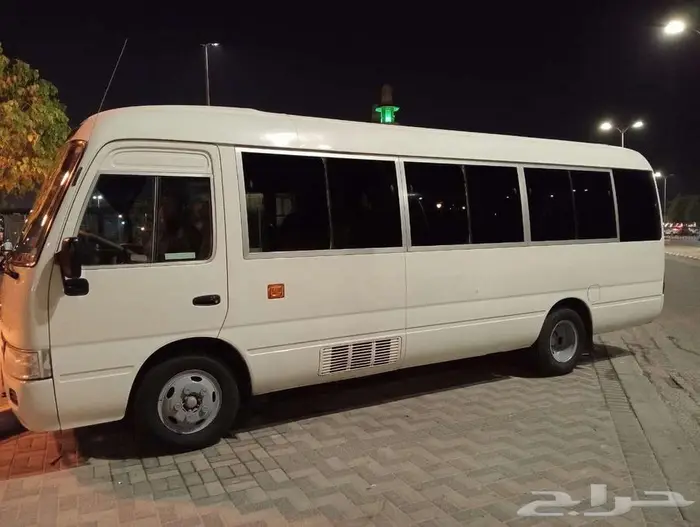 باص تويوتا للايجار الشهرى 29 شخص 0