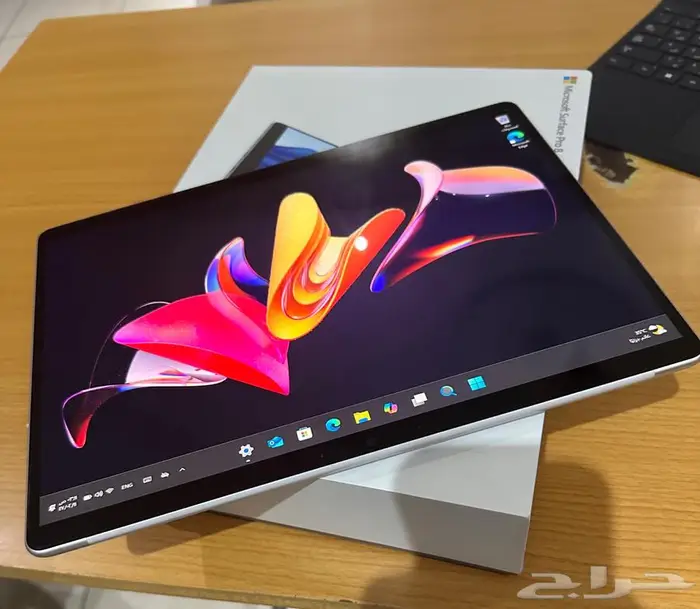 للبيع مايكروسوفت سيرفس pro8 اخو الجديد 6