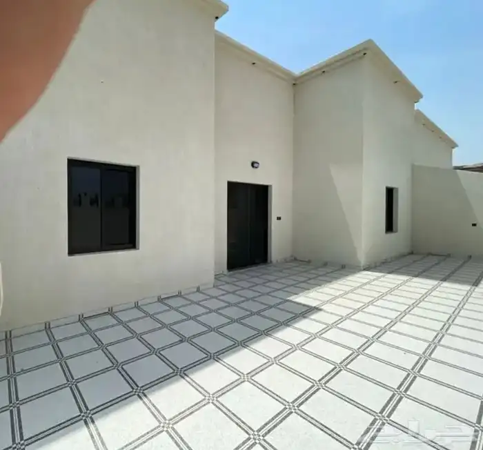رووف تمليك للبيع 5 غرف بطحاء قريش مع سطح خاص ب 750 20