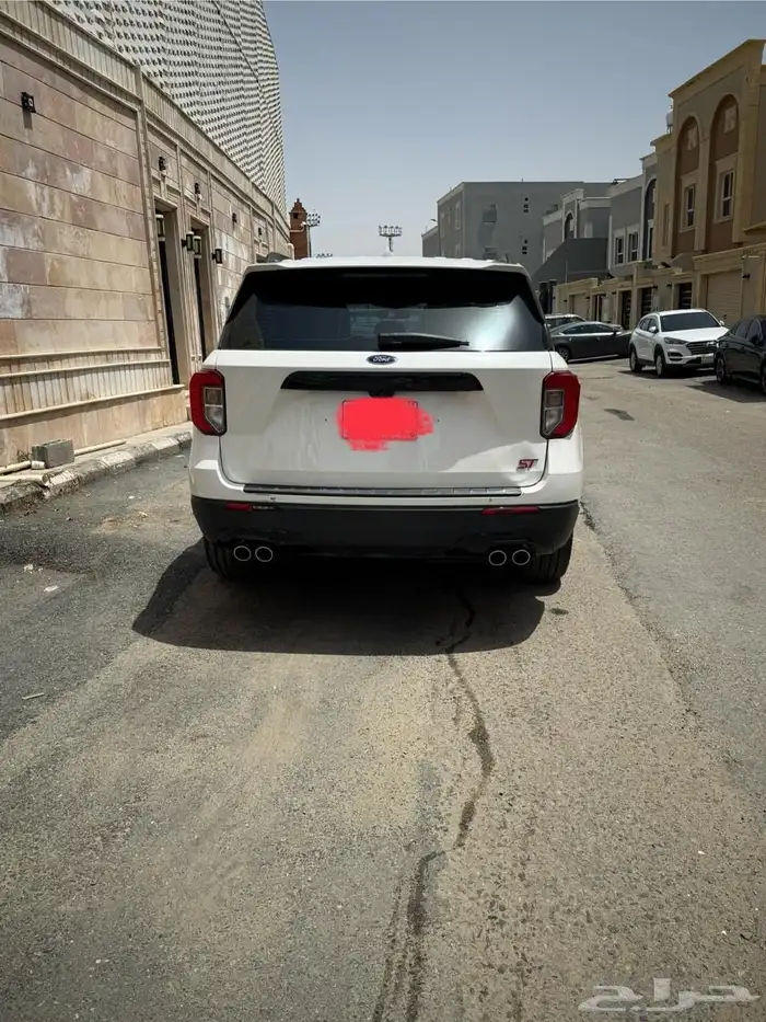 فورد اكسبلور st2022 الفئه الرياضيه بدي وكاله محركات وكاله 9