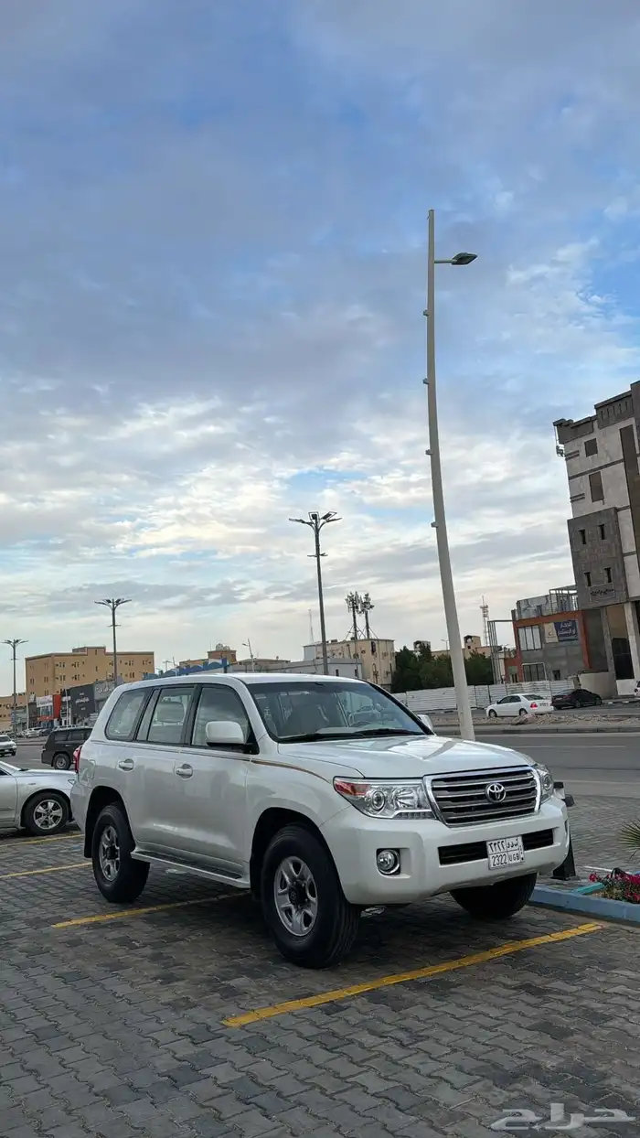 لاندكروزر 1