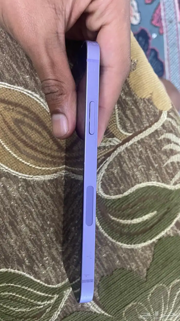 للبيع ايفون 12 مو مفكوك الخلفيه مكسور 0