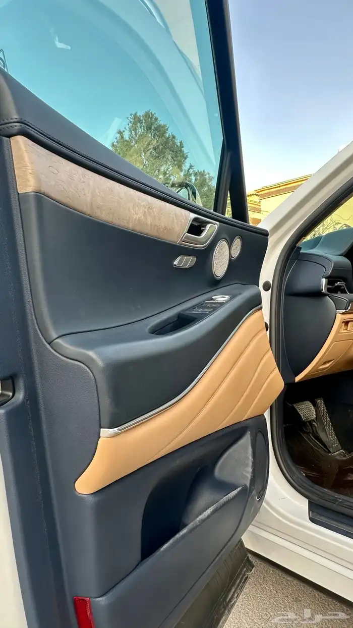 جينيسس 2023 GV80 رويال 13