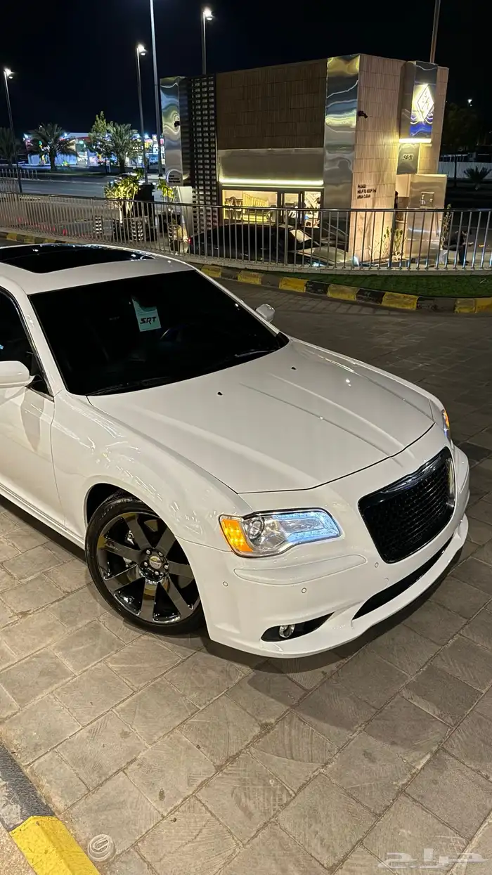 كرايسلر SRT صيانات الشركه 100km 6