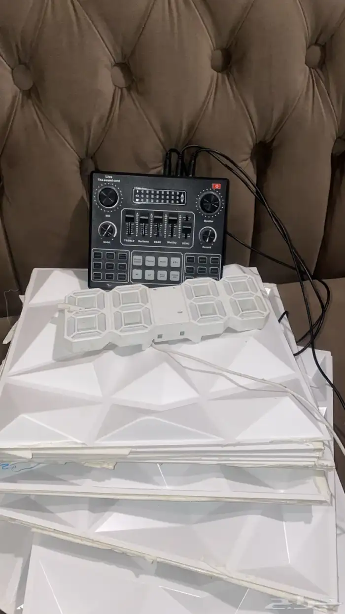 مكسر جدار 3d ساعه رقميه 0