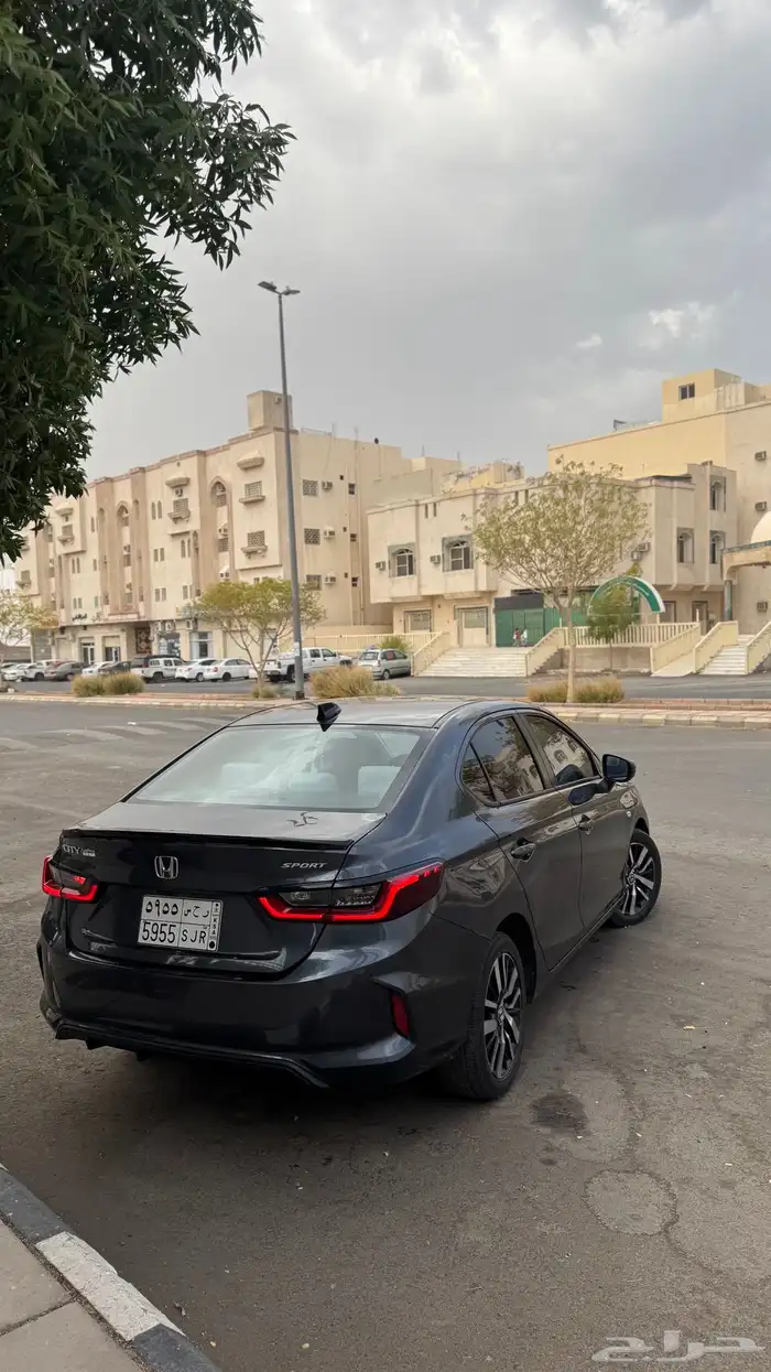 هوندا سيتي اقتصادية وعمليه والبيع سمح 1