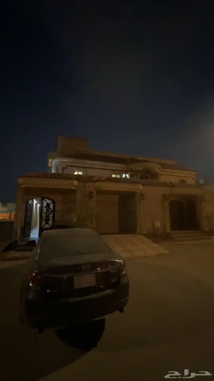 شقه للايجار بظهرة لبن 0