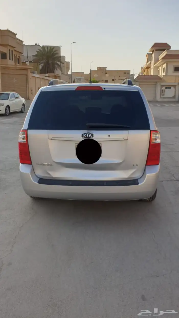 كيا كرنيفال مالك اول 2009 7