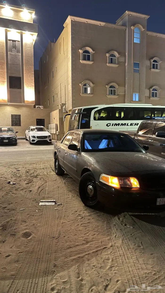 فورد فكتوريا سعودي محول بوليسي 2005 9