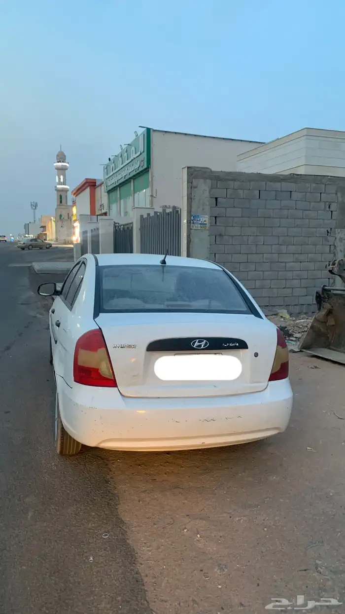 للبيع هيونداي أكسنت 2011 الشكل القديم 4