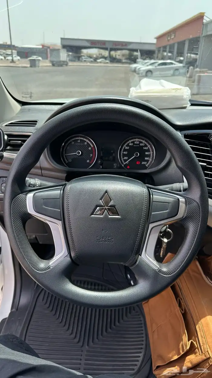 ميتسوبيشي L200 بنزين دبل قير عايدي   موديل 2023 10