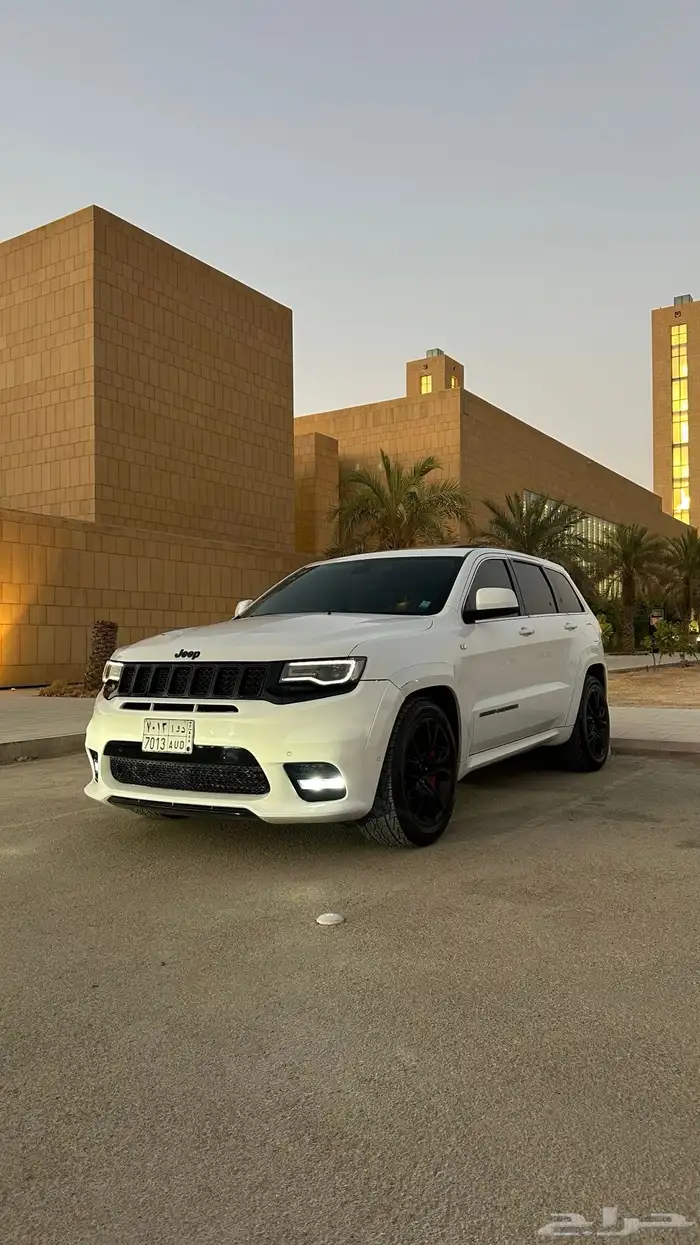جيب قراند شروكي SRT موديل 2013 محول 0