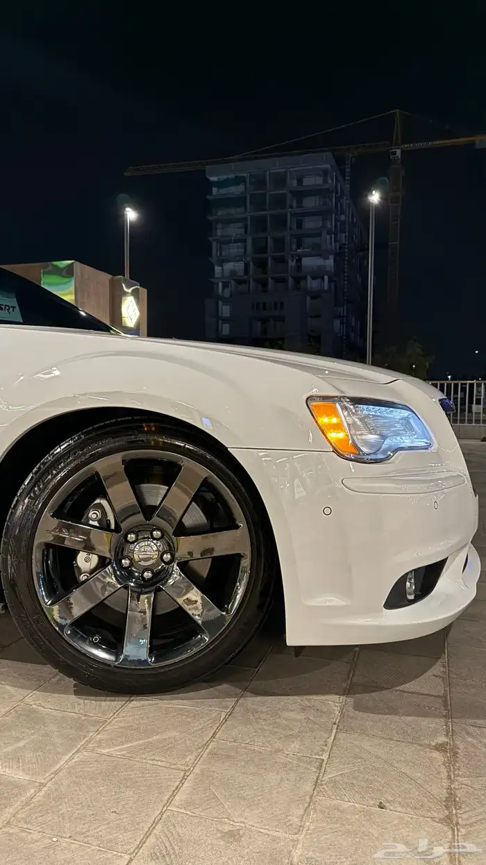 كرايسلر SRT صيانات الشركه 100km 12