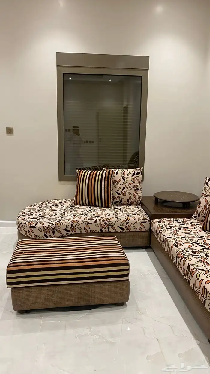 كنب للبيع شبه جديد 0