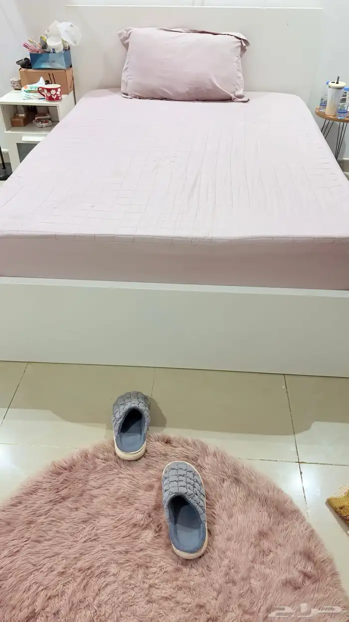 سرير ايكيا 0