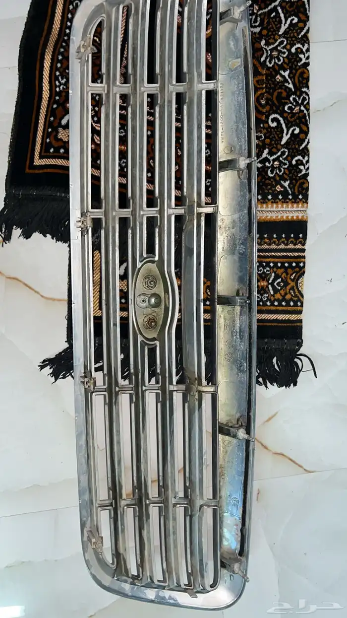 شبك فورد فكتوريا اصلي 1