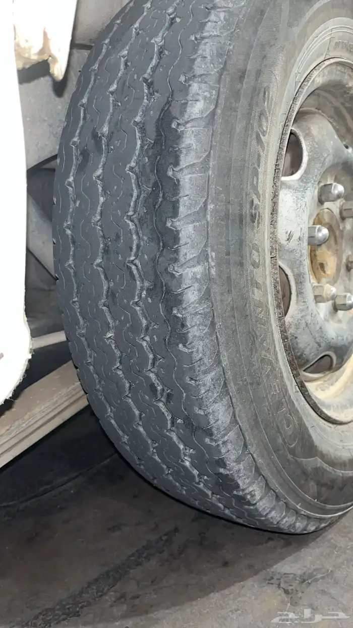 جنوط ددسن مع كفراته اخت الجدد انتاج 24مقاس الكفرات 95R15 1