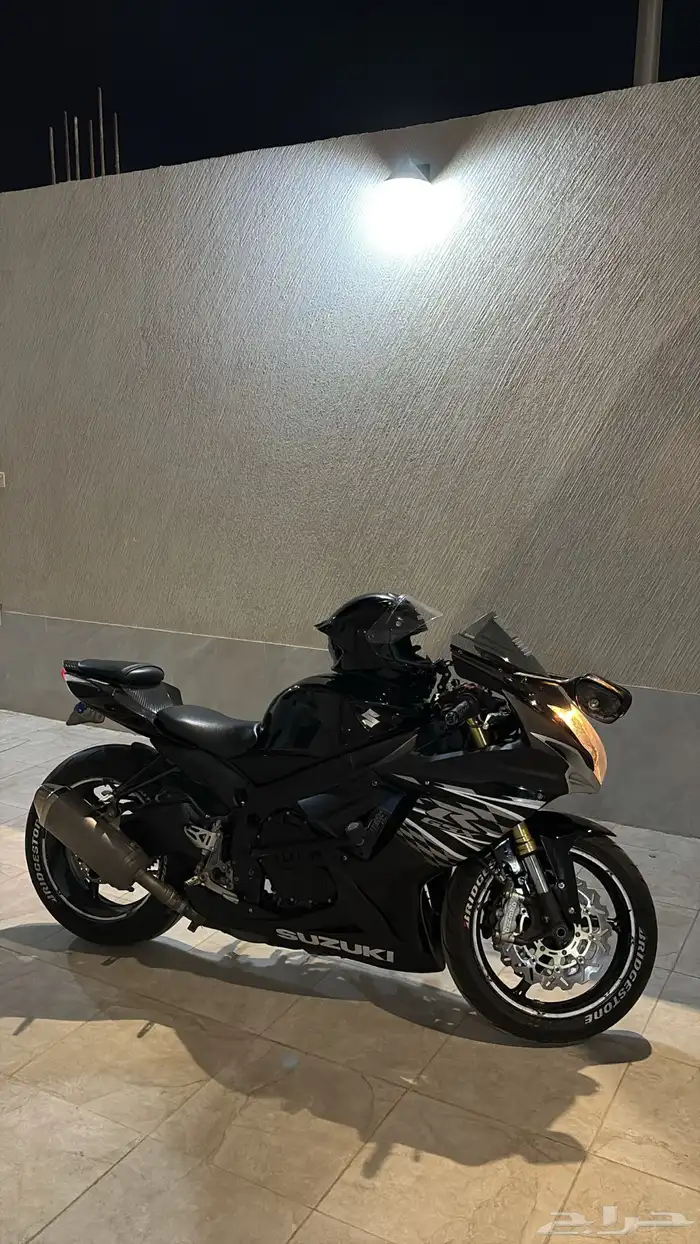 دباب 750 سوزوكي 2011 0