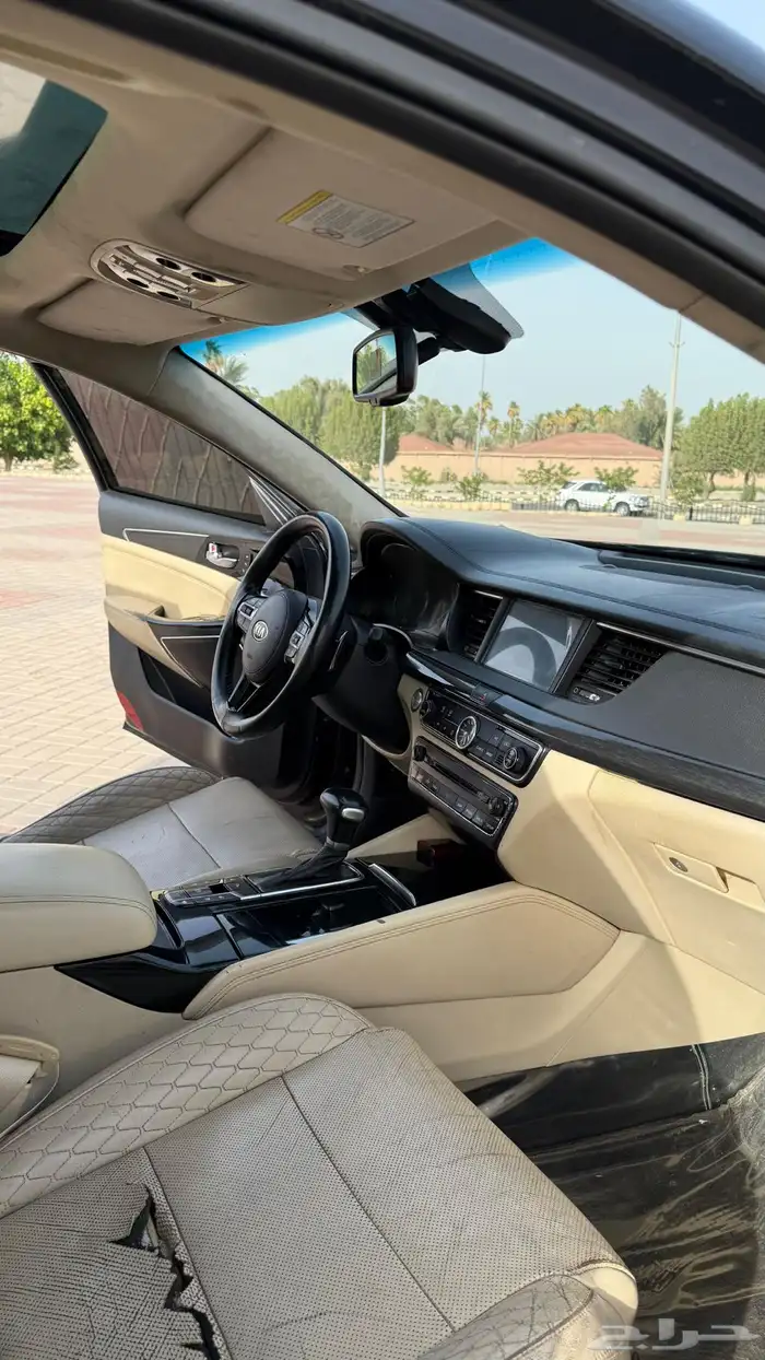 kia cadenza 2017 Model 13