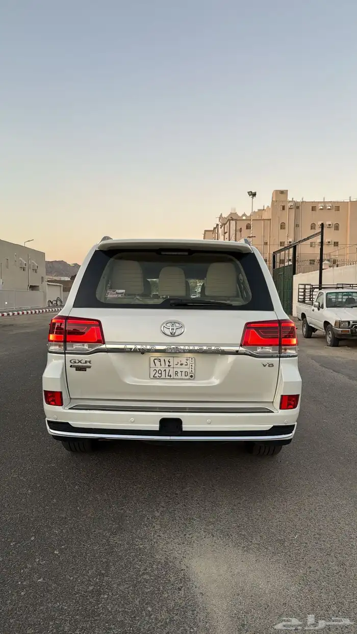 لاندكروزر تورنق 8 سلندر 2019 4