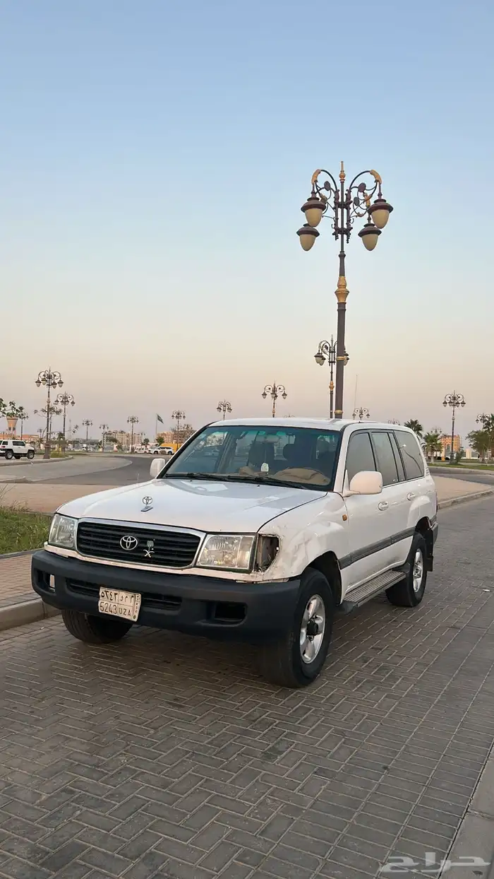 صالون لاندكروزر 2001 2
