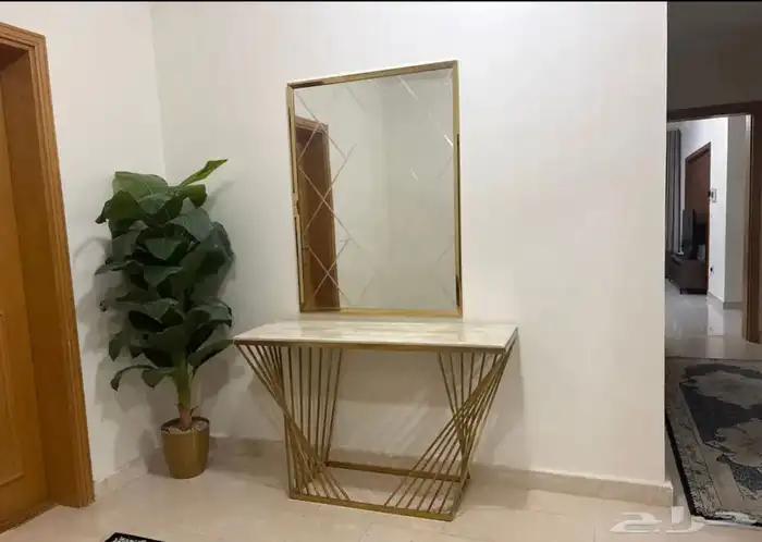 طاوله ومرايه 3