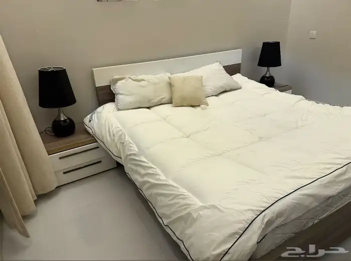 سرير للبيع 0