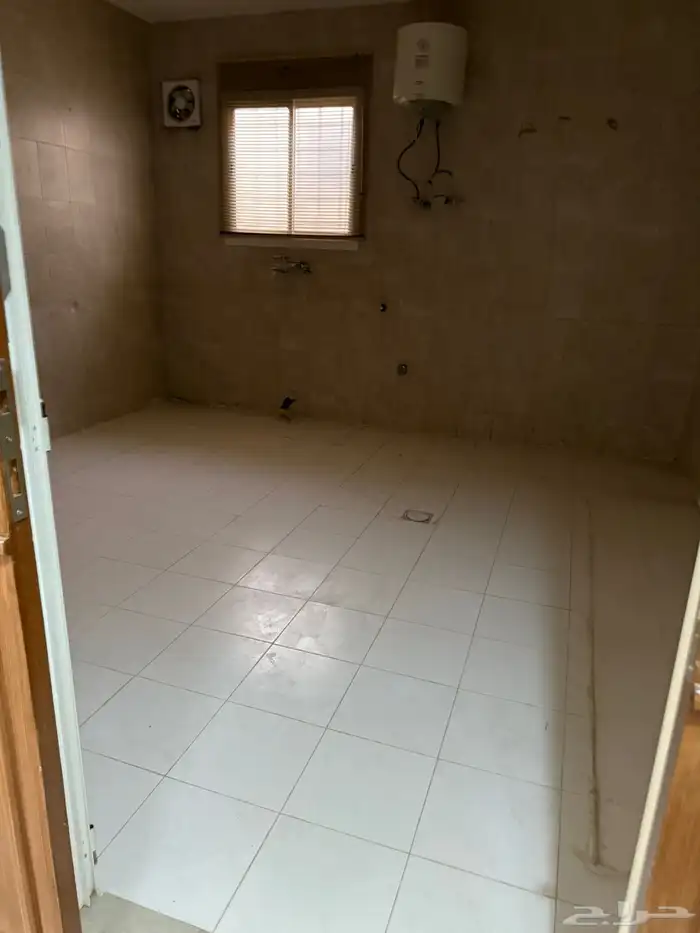 شقه للإيجار حى اشبيليا 14