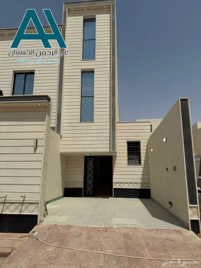 للبيع دور اول في حي الجنادرية بالرياض-غصون-33 0