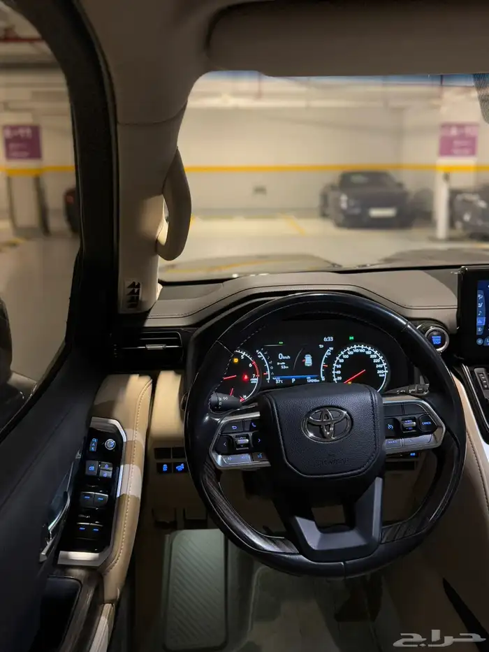 لاندكروزر VXR مديل 2023 19