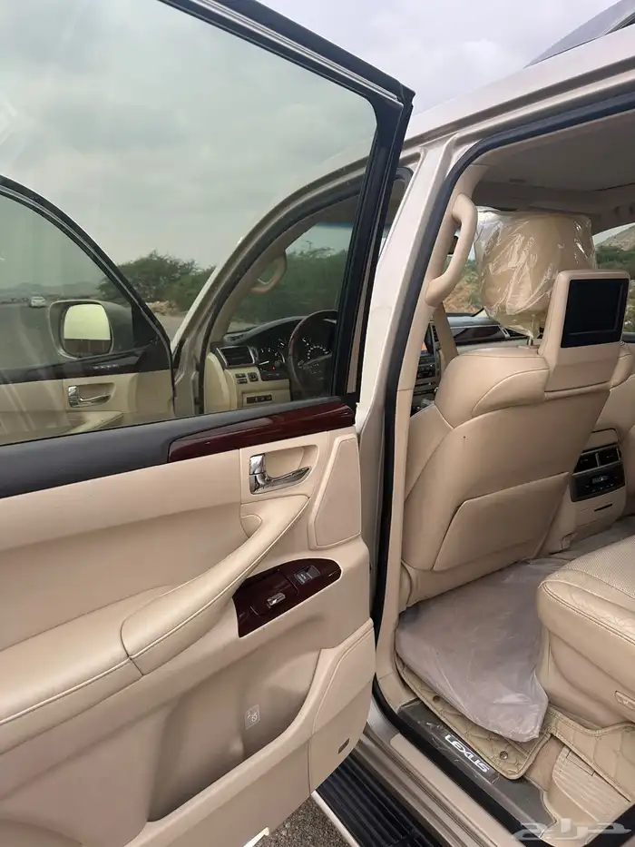 جيب لكزس 2013 LX 14