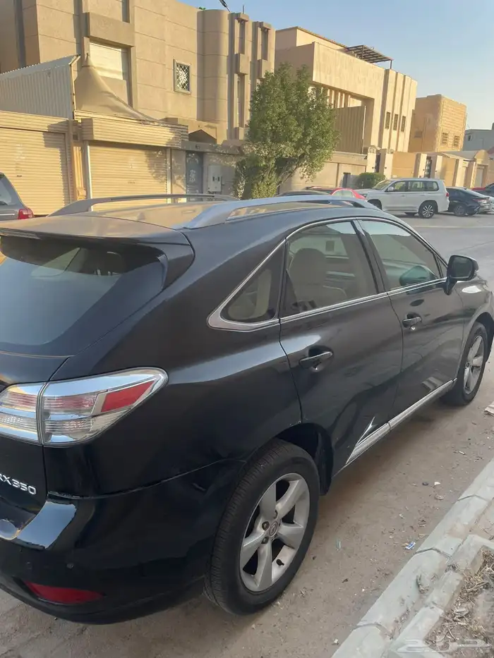 لكزس Rx350 موديل 2010 3
