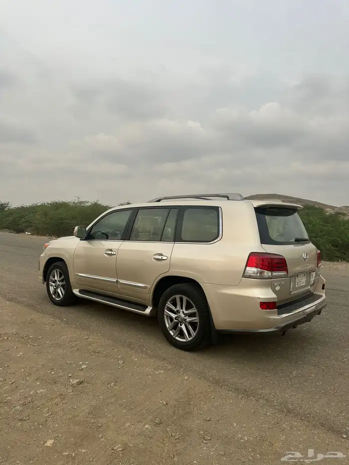 جيب لكزس 2013 LX 4