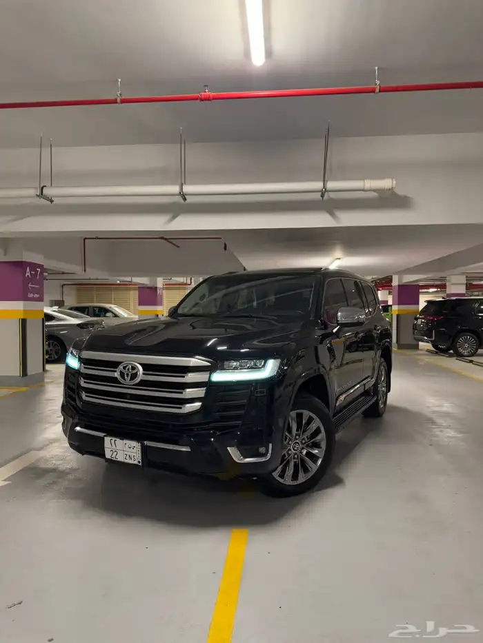 لاندكروزر VXR مديل 2023 7