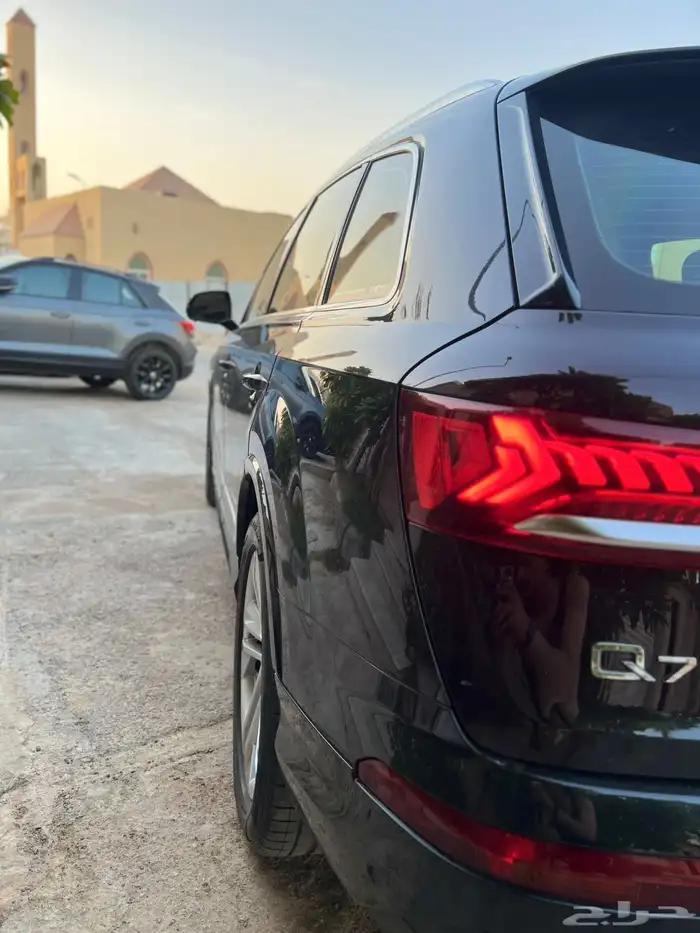 أودي كيو 7 Q7 موديل 2022 4