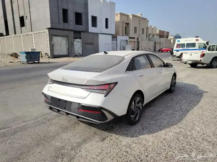 هيونداي النترا 2025 8